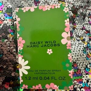Marc Jacobs Daisy  WILD